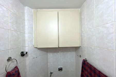 Apartamento à venda com 130m², 2 quartos e 1 vaga Apartamento à venda com 130m², 2 quartos e 1 vagaBanheiro da Suíte