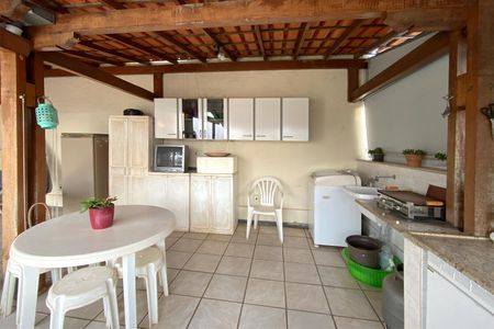 Apartamento à venda com 130m², 2 quartos e 1 vaga Apartamento à venda com 130m², 2 quartos e 1 vagaVaranda coberta
