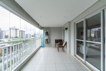 Apartamento à venda com 155m², 3 quartos e 3 vagas Apartamento à venda com 155m², 3 quartos e 3 vagasVaranda Gourmet