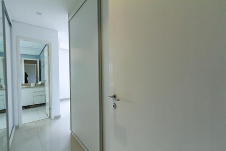 Apartamento à venda com 155m², 3 quartos e 3 vagas Apartamento à venda com 155m², 3 quartos e 3 vagasCloset da Suíte 3