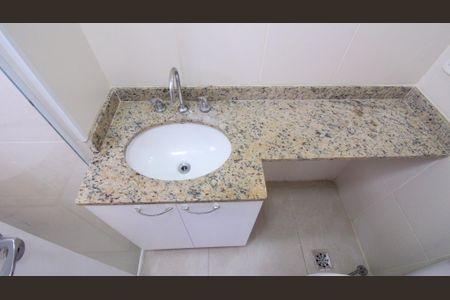 Apartamento à venda com 68m², 3 quartos e 1 vaga Apartamento à venda com 68m², 3 quartos e 1 vagaBanheiro da Suíte