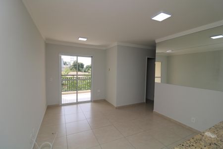 Sala de apartamento à venda com 3 quartos, 68m² em Vila Ivone, São Paulo