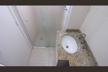 Apartamento à venda com 68m², 3 quartos e 1 vaga Apartamento à venda com 68m², 3 quartos e 1 vagaBanheiro da Suíte