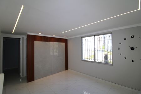 Sala de apartamento à venda com 2 quartos, 45m² em Vila Francos, São Paulo