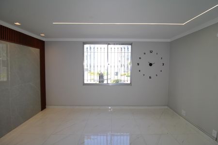 Sala de apartamento à venda com 2 quartos, 45m² em Vila Francos, São Paulo