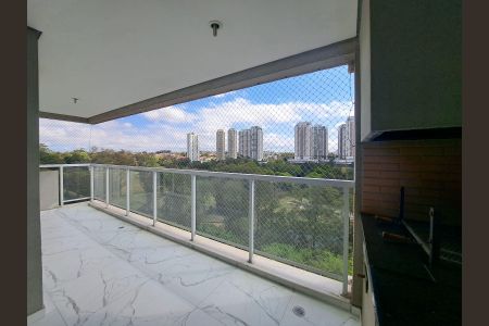 Apartamento para alugar com 170m², 4 quartos e 3 vagas Apartamento para alugar com 170m², 4 quartos e 3 vagasVaranda