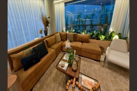Apartamento à venda com 4 quartos, 205m² em Vila Cordeiro, São Paulo