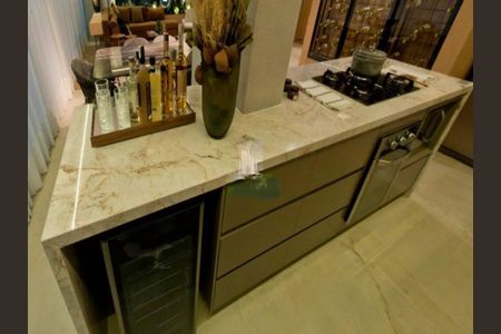 Apartamento à venda com 4 quartos, 205m² em Vila Cordeiro, São Paulo