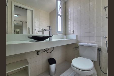 Apartamento à venda com 68m², 2 quartos e 1 vaga Apartamento à venda com 68m², 2 quartos e 1 vagaBanheiro da Suíte