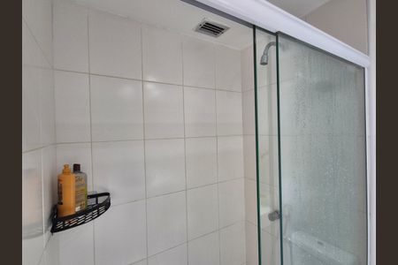 Apartamento à venda com 68m², 2 quartos e 1 vaga Apartamento à venda com 68m², 2 quartos e 1 vagaBanheiro Social