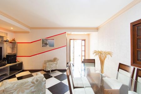Sala de casa à venda com 3 quartos, 200m² em Mato Grande, Canoas