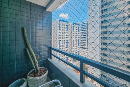 Vista da Varanda de apartamento para alugar com 3 quartos, 95m² em Pituba, Salvador