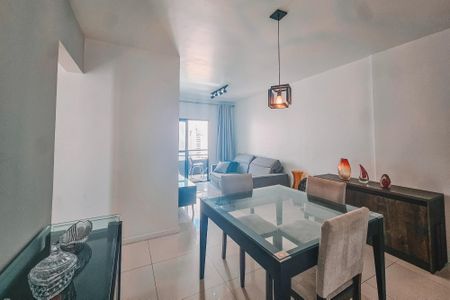 Sala de apartamento para alugar com 3 quartos, 95m² em Pituba, Salvador