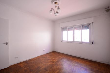 Casa à venda com 288m², 3 quartos e 4 vagas Casa à venda com 288m², 3 quartos e 4 vagasQuarto 1
