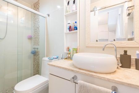 Apartamento à venda com 80m², 2 quartos e 1 vagaBanheiro Suíte