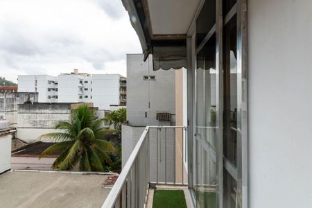 Apartamento à venda com 80m², 2 quartos e 1 vagaVaranda Suíte