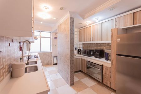 Apartamento à venda com 80m², 2 quartos e 1 vagaCozinha