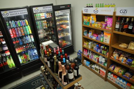 Apartamento à venda com 71m², 2 quartos e 2 vagasMini Mercado