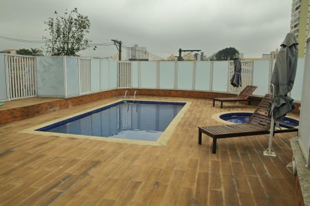 Apartamento à venda com 71m², 2 quartos e 2 vagasÁrea comum - Piscina