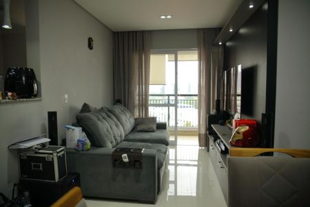 Apartamento à venda com 71m², 2 quartos e 2 vagasSala