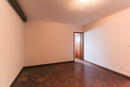 Casa para alugar com 256m², 4 quartos e 2 vagas Casa para alugar com 256m², 4 quartos e 2 vagasSuíte 3