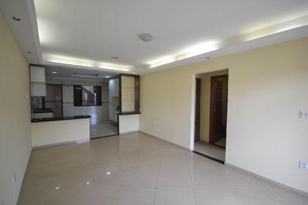Sala de casa para alugar com 2 quartos, 225m² em Centro, Nilópolis