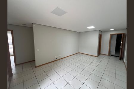Sala  de apartamento para alugar com 3 quartos, 94m² em Águas Claras, Brasília