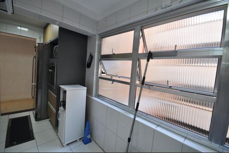 Apartamento à venda com 79m², 2 quartos e 1 vagaÁrea de Serviço