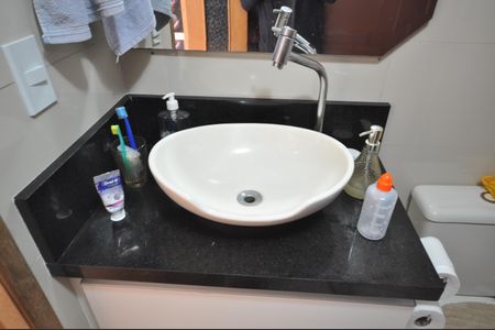 Apartamento à venda com 79m², 2 quartos e 1 vagaBanheiro