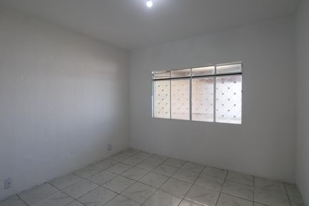 Quarto 2 de casa para alugar com 2 quartos, 106m² em Fátima, Canoas