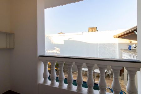 Casa à venda com 308m², 3 quartos e 2 vagas Casa à venda com 308m², 3 quartos e 2 vagasVaranda do Quarto 1