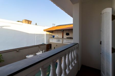 Casa à venda com 308m², 3 quartos e 2 vagas Casa à venda com 308m², 3 quartos e 2 vagasVaranda do Quarto 2