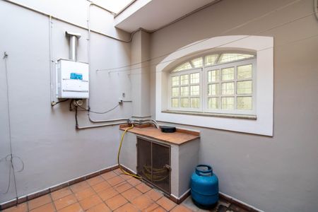 Casa à venda com 308m², 3 quartos e 2 vagas Casa à venda com 308m², 3 quartos e 2 vagasArea Externa