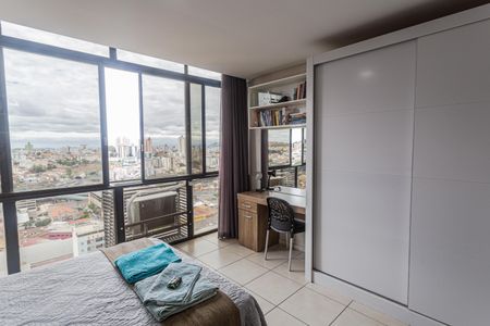Apartamento à venda com 40m², 1 quarto e sem vaga Apartamento à venda com 40m², 1 quarto e sem vagaSuíte