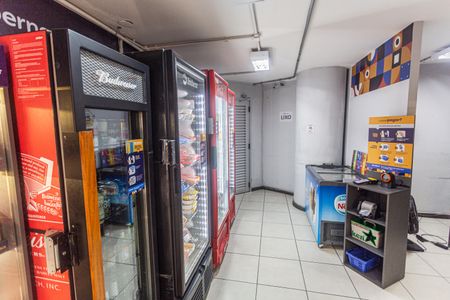 Apartamento à venda com 40m², 1 quarto e sem vaga Apartamento à venda com 40m², 1 quarto e sem vagaÁrea Comum - Mercadinho