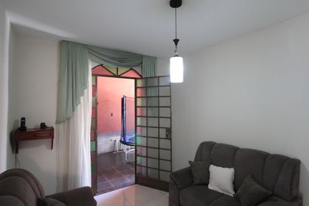 Sala de Estar de casa à venda com 3 quartos, 221m² em Alípio de Melo, Belo Horizonte