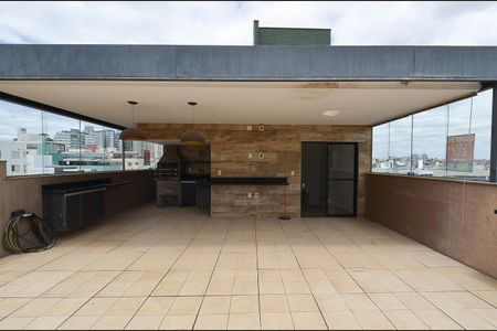 Apartamento à venda com 160m², 3 quartos e 2 vagasCobertura