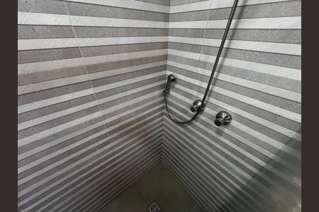 Apartamento à venda com 114m², 2 quartos e 2 vagas Apartamento à venda com 114m², 2 quartos e 2 vagasBanheiro da Suíte 2