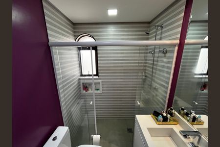 Apartamento à venda com 114m², 2 quartos e 2 vagas Apartamento à venda com 114m², 2 quartos e 2 vagasBanheiro da Suíte 2