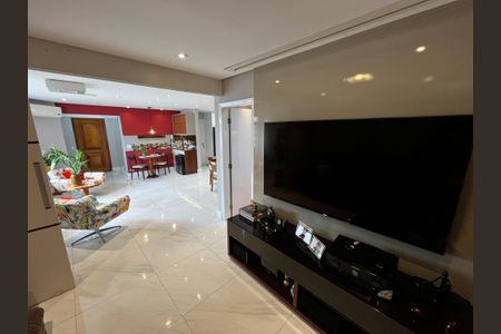 Sala de TV de apartamento para alugar com 2 quartos, 114m² em Jardim São Paulo, São Paulo