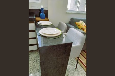 Cozinha de apartamento para alugar com 1 quarto, 45m² em Savassi, Belo Horizonte