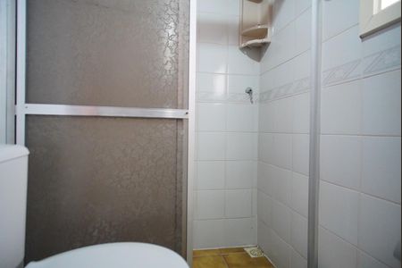 Casa à venda com 329m², 4 quartos e 4 vagasBanheiro 2