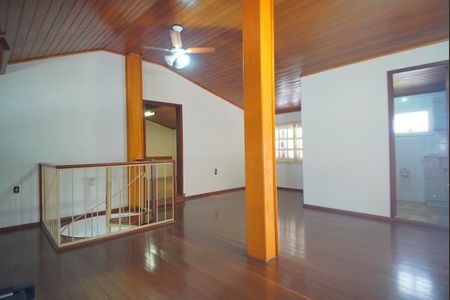 Casa à venda com 329m², 4 quartos e 4 vagasSala 3