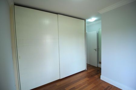 Apartamento para alugar com 107m², 3 quartos e 2 vagas Apartamento para alugar com 107m², 3 quartos e 2 vagasSuíte