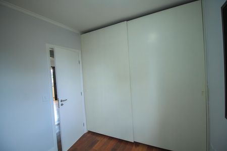 Apartamento para alugar com 107m², 3 quartos e 2 vagas Apartamento para alugar com 107m², 3 quartos e 2 vagasQuarto 2
