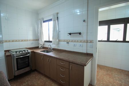 Apartamento para alugar com 107m², 3 quartos e 2 vagas Apartamento para alugar com 107m², 3 quartos e 2 vagasCozinha