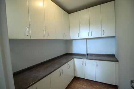 Apartamento para alugar com 107m², 3 quartos e 2 vagas Apartamento para alugar com 107m², 3 quartos e 2 vagasDespensa