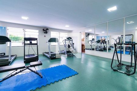 Apartamento à venda com 149m², 3 quartos e 2 vagas Apartamento à venda com 149m², 3 quartos e 2 vagasÁrea comum - Academia