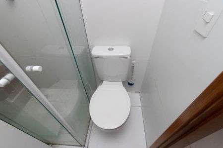 Banheiro de apartamento à venda com 1 quarto, 31m² em Vila Constança, São Paulo