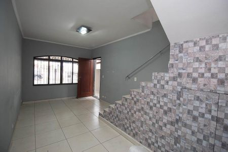 Casa para alugar com 120m², 4 quartos e 2 vagas Casa para alugar com 120m², 4 quartos e 2 vagasSala